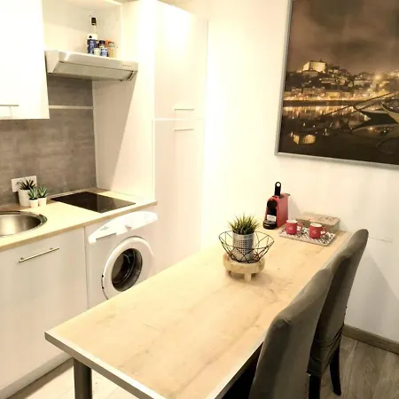 Cosy Avec Piscine Residentielle & Proche Centre Apartamento *