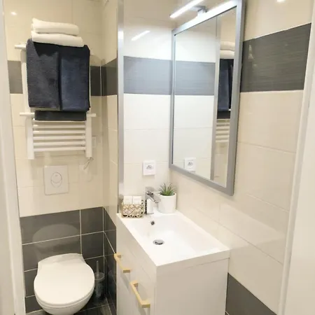 Cosy Avec Piscine Residentielle & Proche Centre Apartamento Cannes
