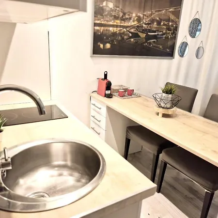 Cosy Avec Piscine Residentielle & Proche Centre * Канны
